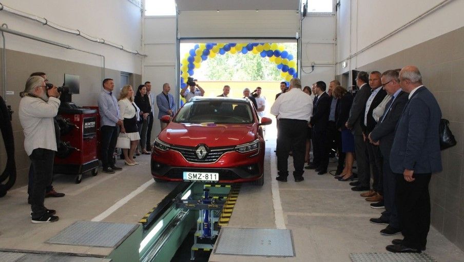 Közel egy tucat ágazatban képez a hatvani Damjanich – Öt év alatt két szakmai bizonyítvány is szerezhető mechatronikai képzéseken