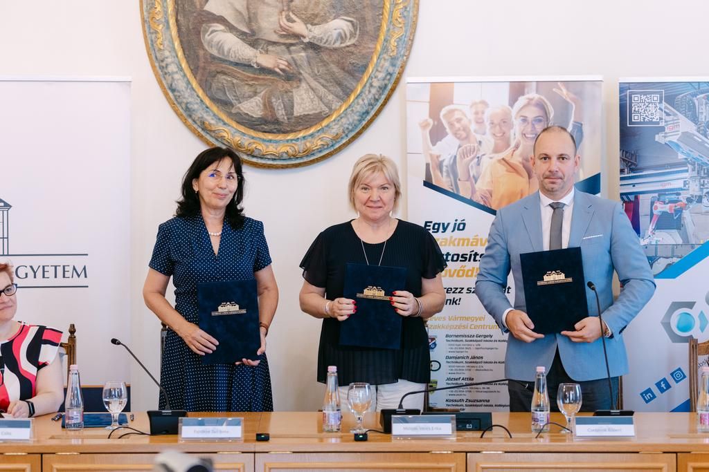 Újabb megállapodás az Eszterházy Károly Katolikus Egyetemmel, a füzesabonyi Remenyik Zsigmond Technikum bevonásával.