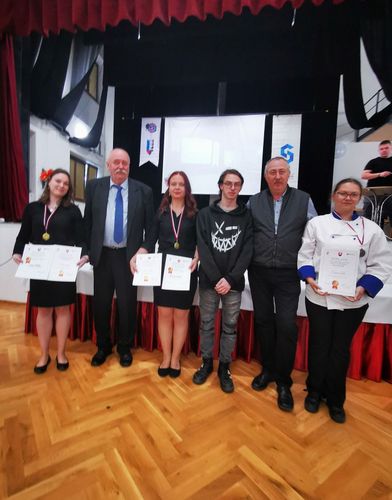 Arany és bronzérem a Sárvárinak a FOURFEST 2025 versenyen