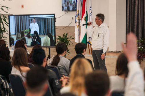 Hankó Balázst kérdezhették a Heves Vármegyei Szakképzési Centrum iskoláinak diákjai