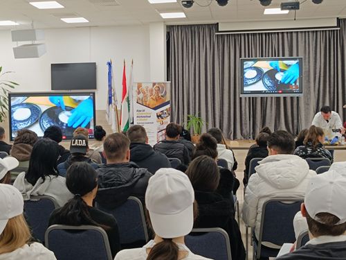 Tányérra hangolva – szakmai mesterkurzus vizsga előtt